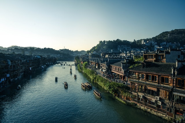 100个描写风景的诗词名句(图1)
